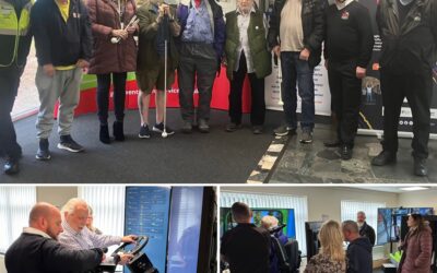 Ymweliad Cyn-filwyr Dall y DU yn Amlygu Dysgu Gydol Oes a Straeon Rhyfeddol