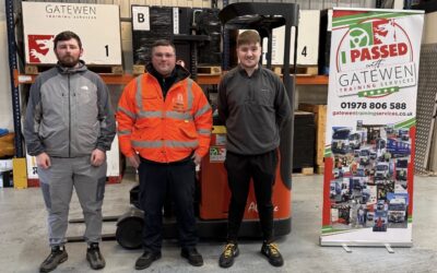 Partneriaeth yn Creu Cyfleoedd i Bobl Ifanc yn Wrecsam