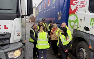 Ymweliad Partneriaeth yn Canolbwyntio ar Sgiliau'r Dyfodol a Lleoliadau Gwaith